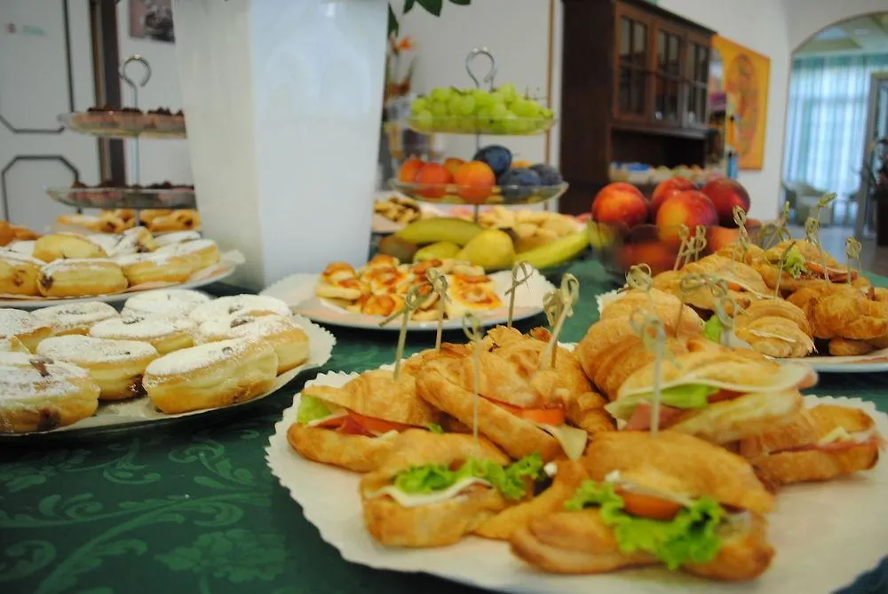 Hotel Geminus B&B Cesenatico